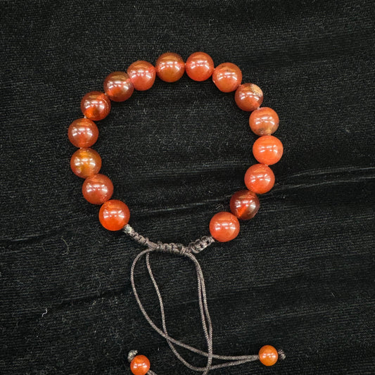 Red/Yamni Aeeq Stone Bracelet- Unisex – Free Size Fit for All (16 beads,10mm size)