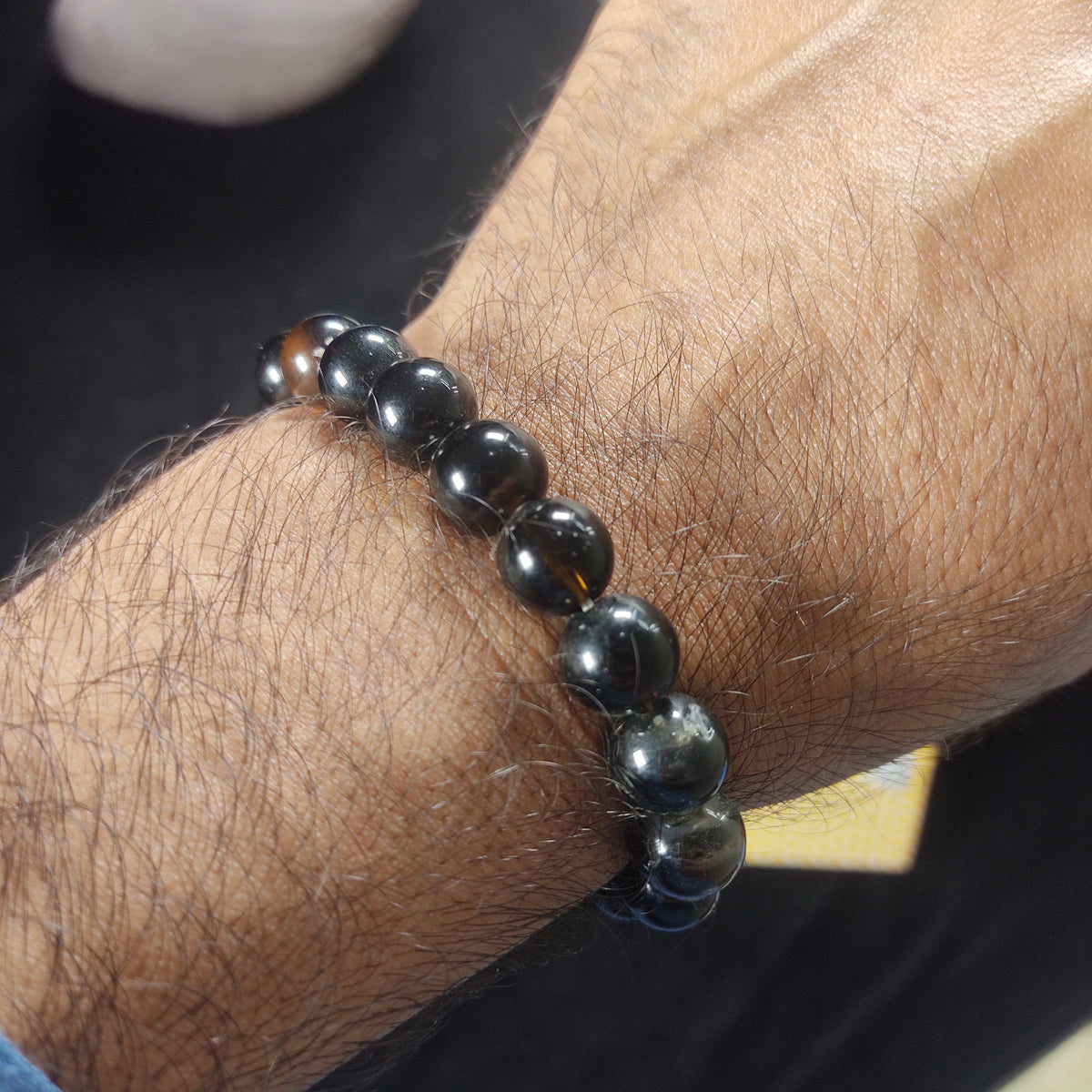 Aqeeq Stone Bracelet – Free Size Fit for All  Black Color (16 beads 10mm Size ) Elastic
