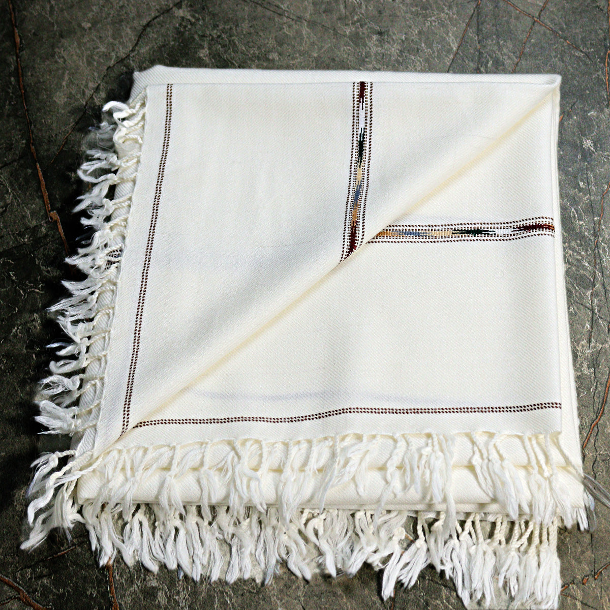 72 Count   Swati  Shawl 550 gram